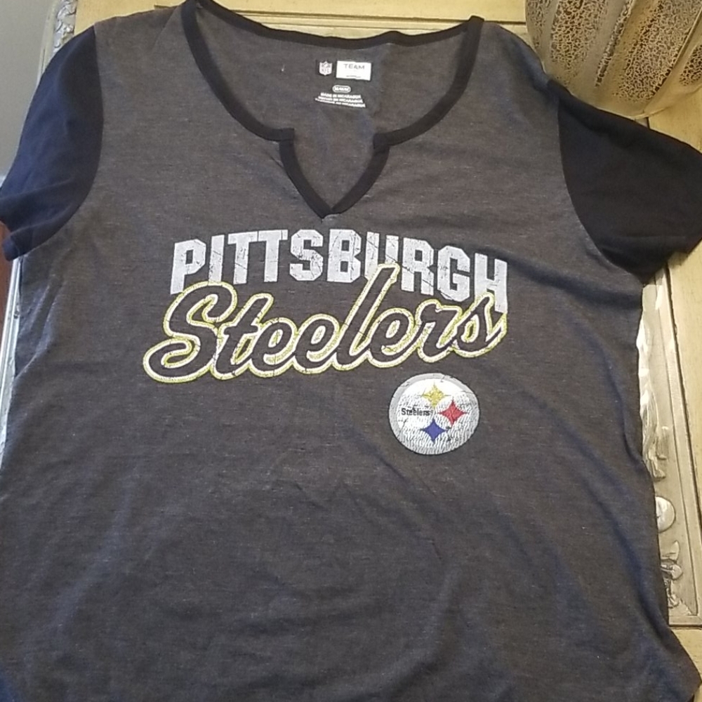 NFL Apparel Pittsburgh Steelers Shirt